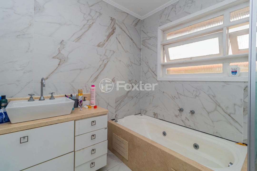 Casa de Condomínio à venda com 4 quartos, 300m² - Foto 37