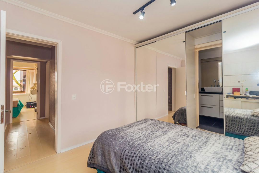Casa de Condomínio à venda com 4 quartos, 300m² - Foto 42