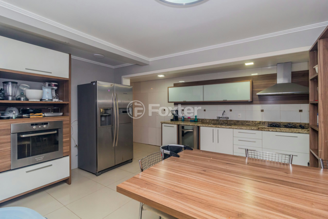 Casa de Condomínio à venda com 4 quartos, 300m² - Foto 24