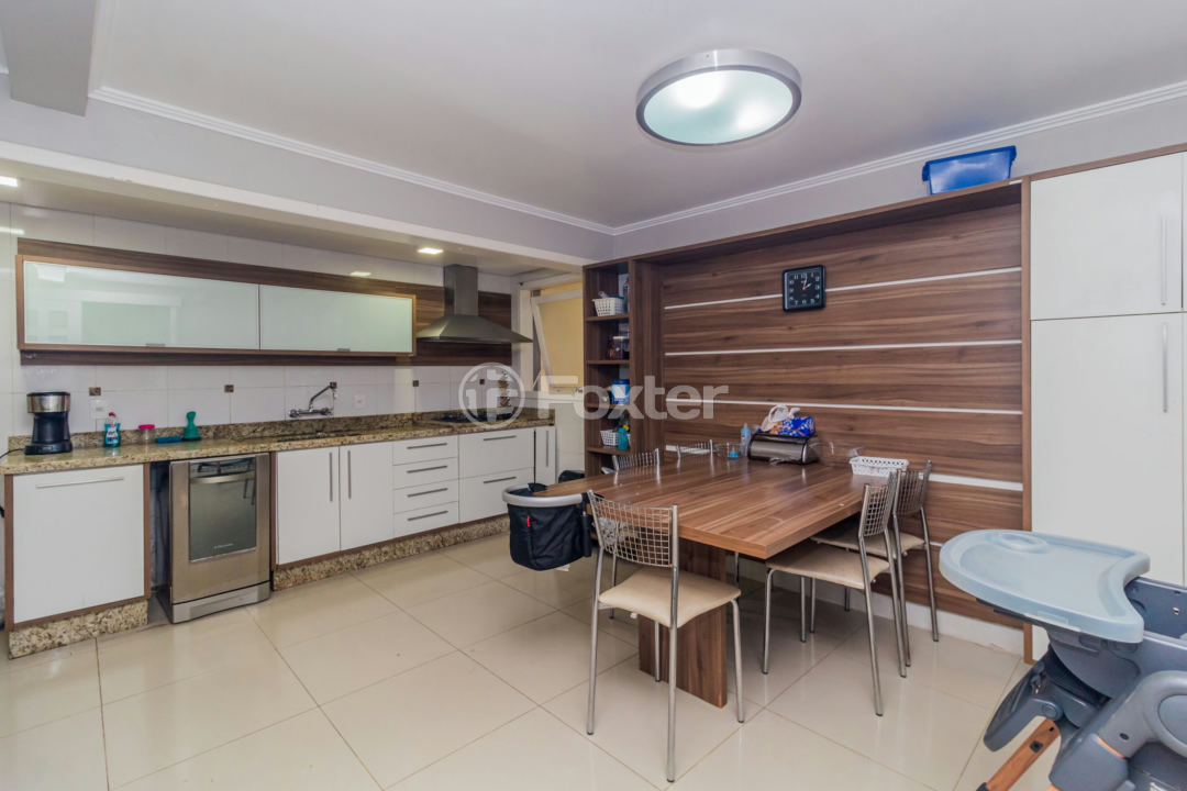 Casa de Condomínio à venda com 4 quartos, 300m² - Foto 25