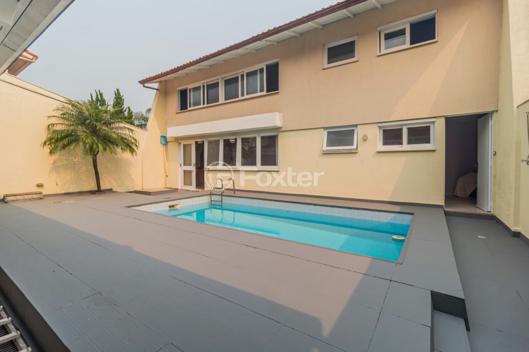 Casa de Condomínio à venda com 4 quartos, 300m² - Foto 56