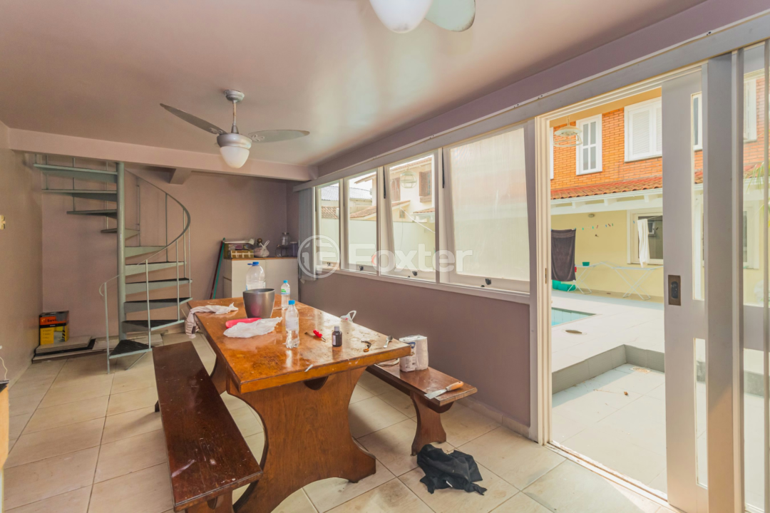 Casa de Condomínio à venda com 4 quartos, 300m² - Foto 5