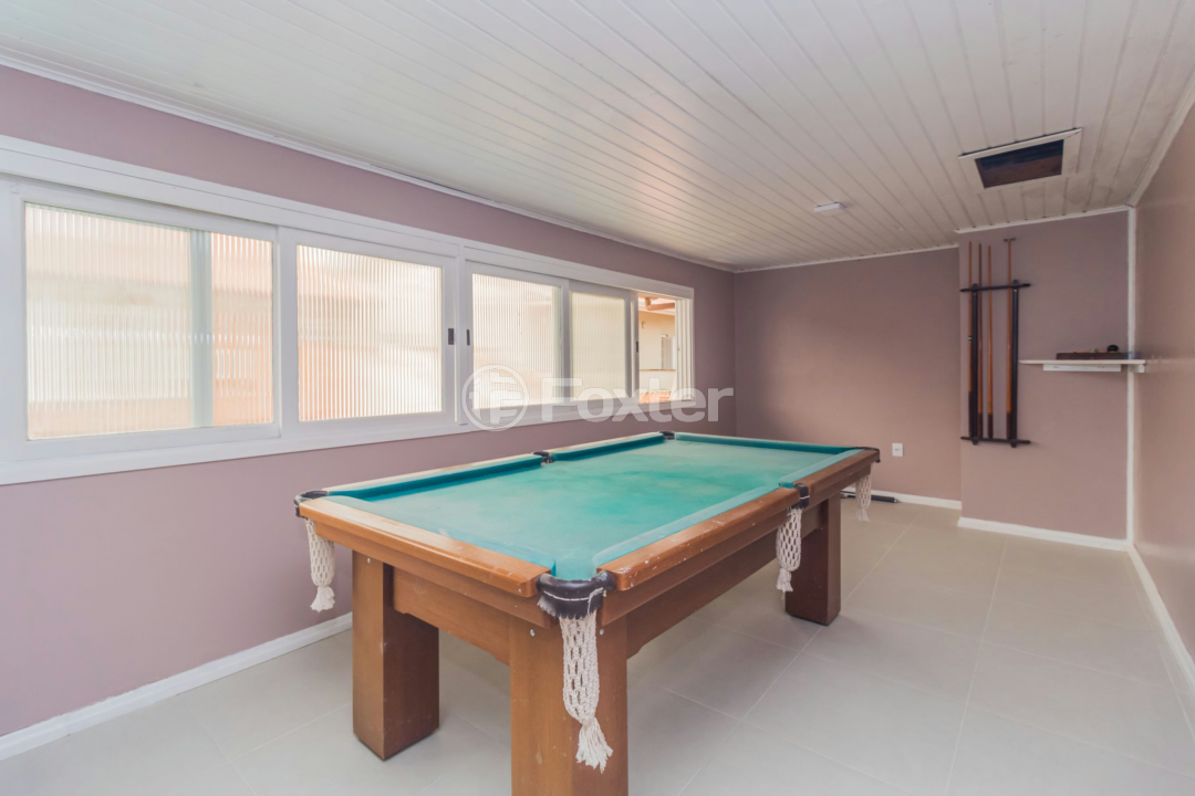 Casa de Condomínio à venda com 4 quartos, 300m² - Foto 9