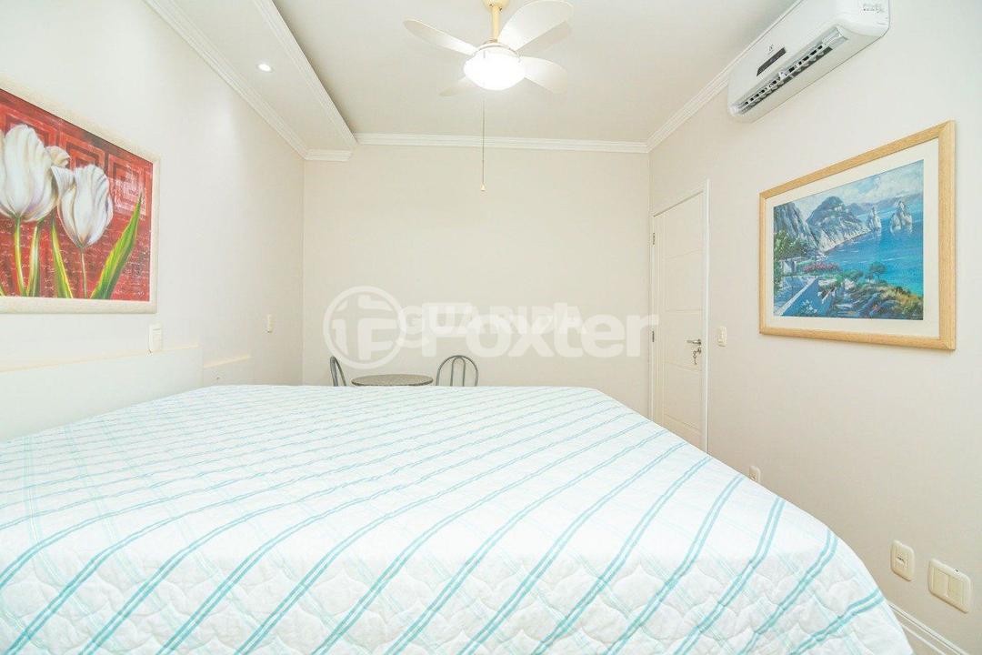 Casa de Condomínio à venda com 3 quartos, 222m² - Foto 34