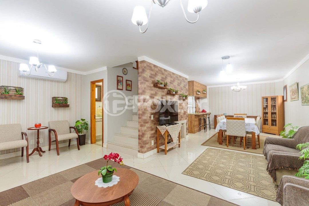 Casa de Condomínio à venda com 3 quartos, 197m² - Foto 2