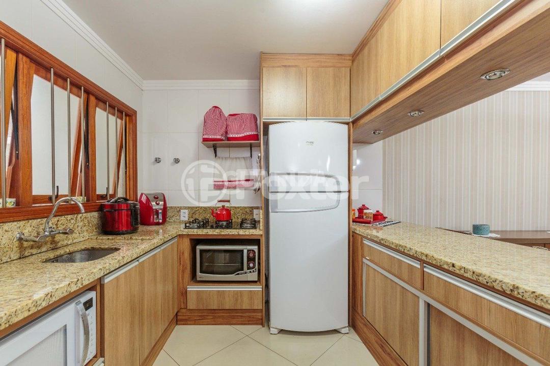 Casa de Condomínio à venda com 3 quartos, 197m² - Foto 12