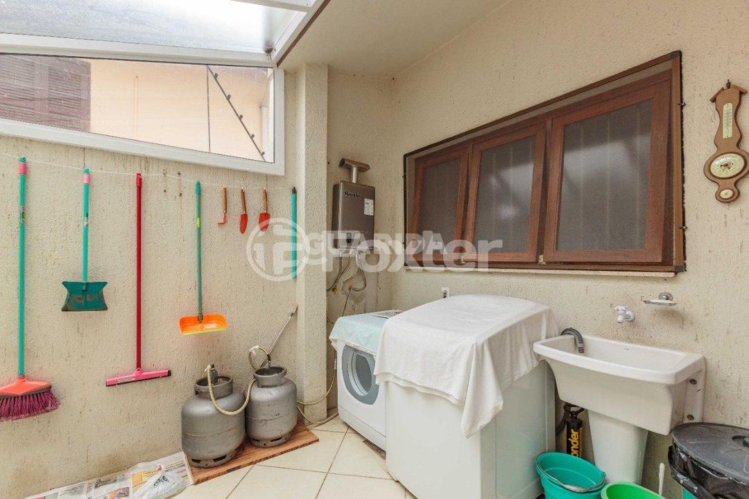 Casa de Condomínio à venda com 3 quartos, 197m² - Foto 33