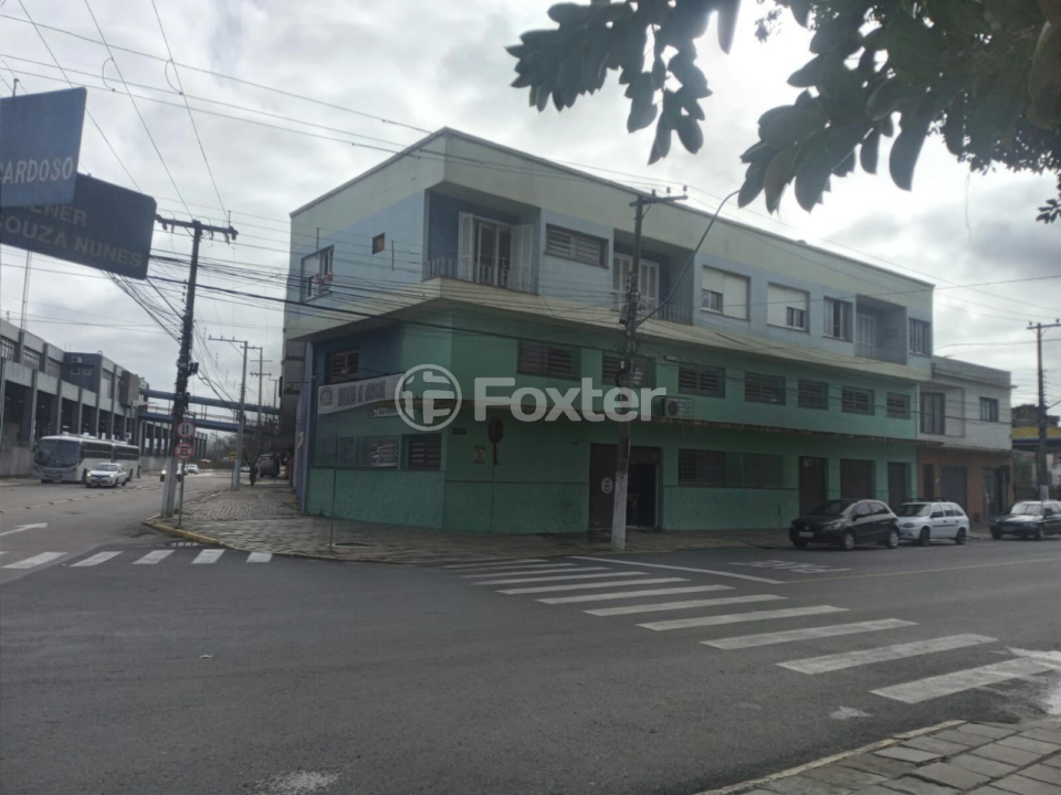 Prédio Inteiro à venda com 10 quartos, 1303m² - Foto 1