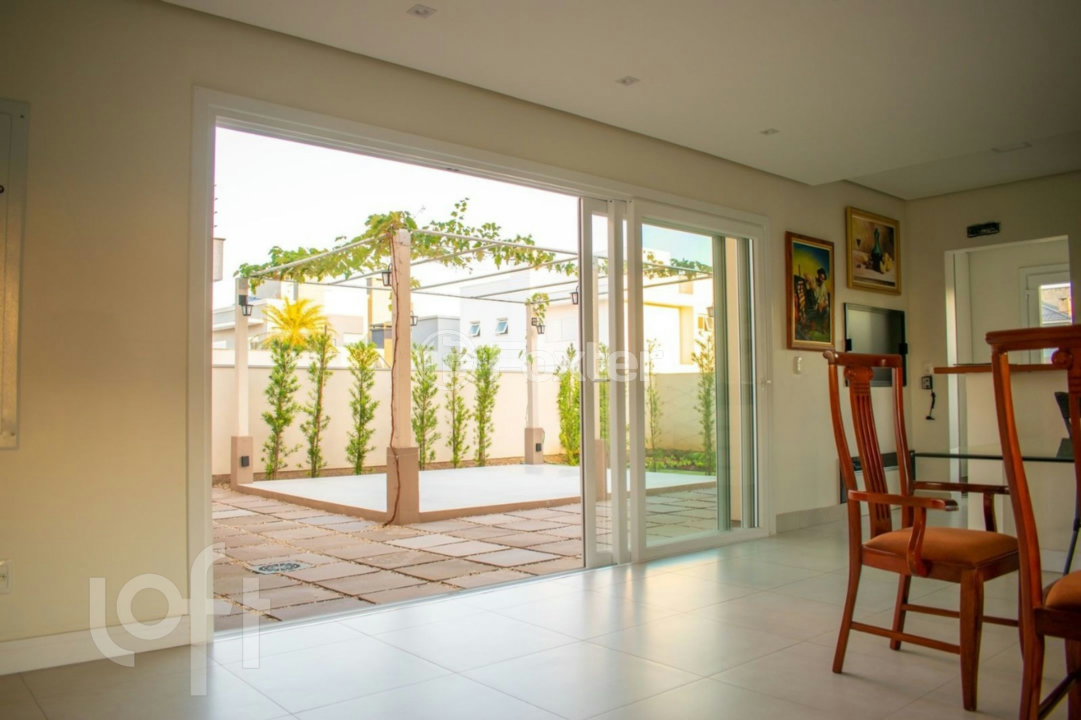 Casa de Condomínio à venda com 4 quartos, 243m² - Foto 11