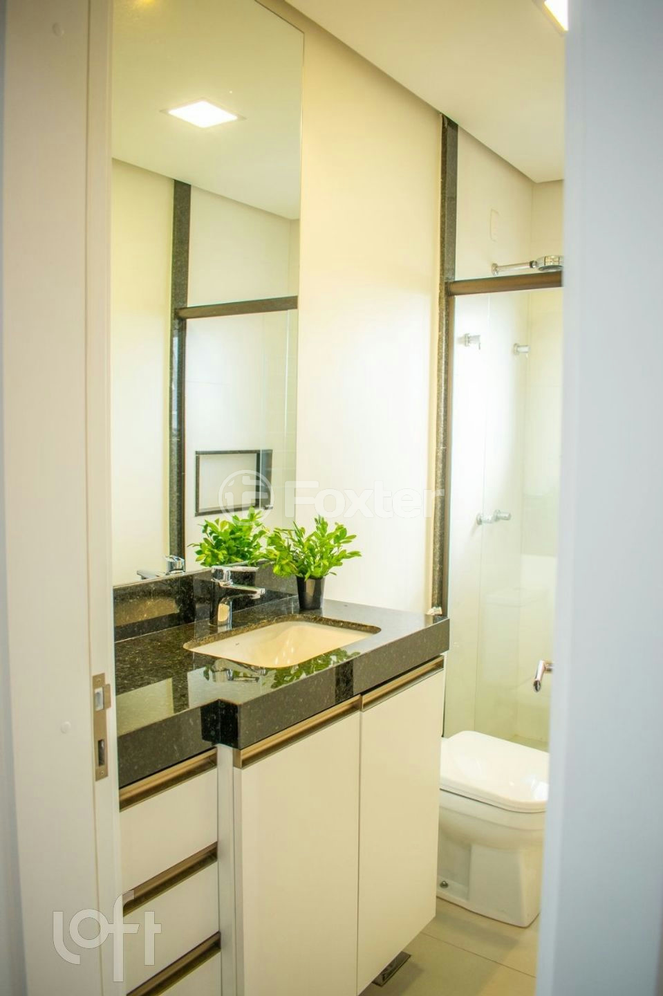 Casa de Condomínio à venda com 4 quartos, 243m² - Foto 28