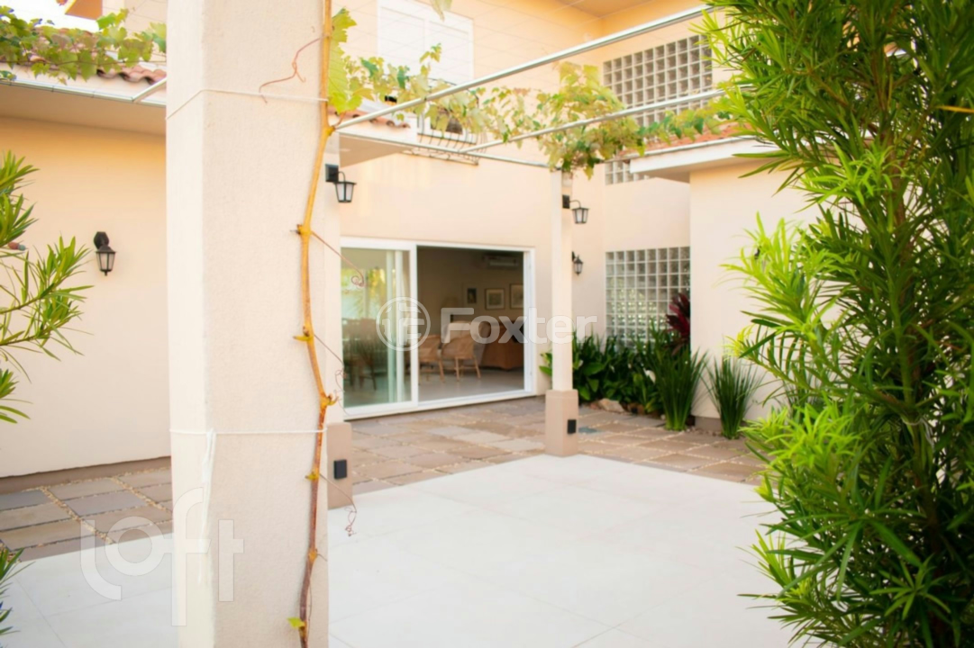 Casa de Condomínio à venda com 4 quartos, 243m² - Foto 13