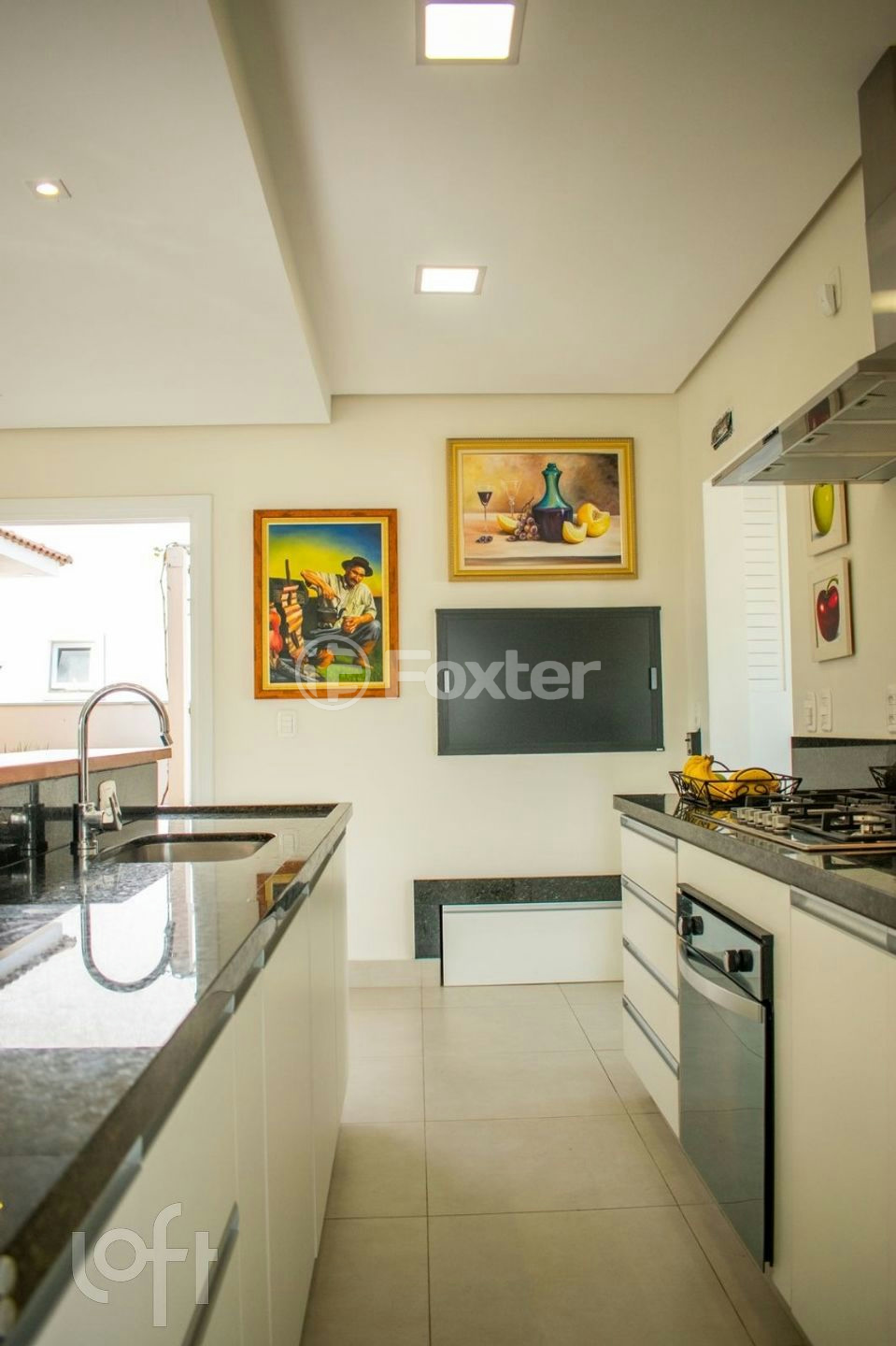 Casa de Condomínio à venda com 4 quartos, 243m² - Foto 9