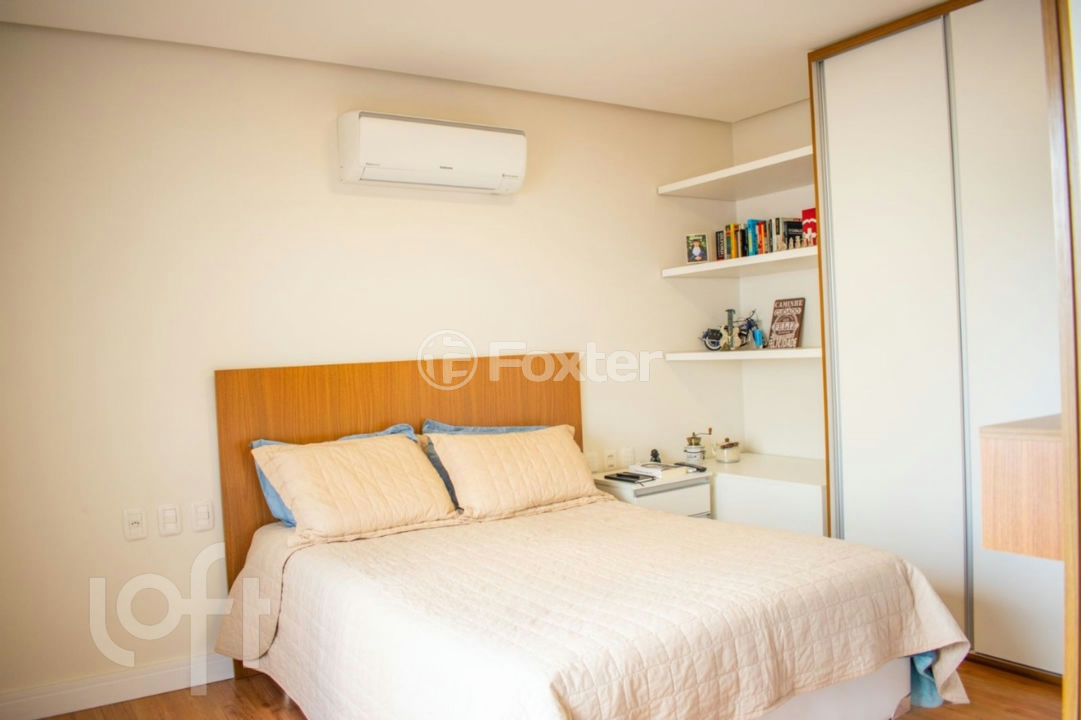 Casa de Condomínio à venda com 4 quartos, 243m² - Foto 29