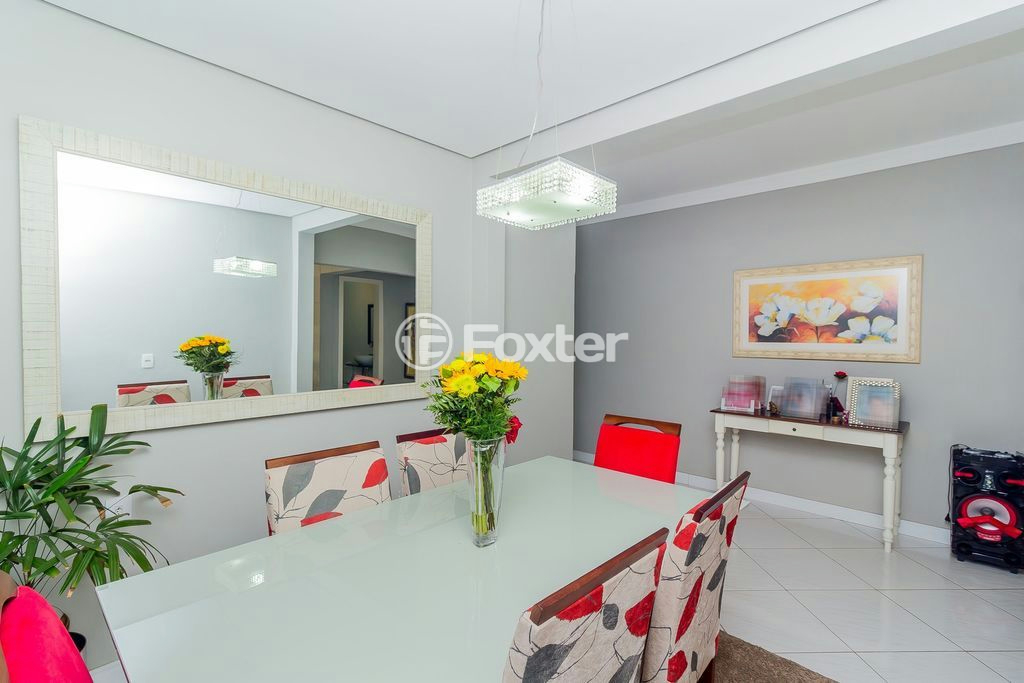 Casa à venda com 3 quartos, 205m² - Foto 14