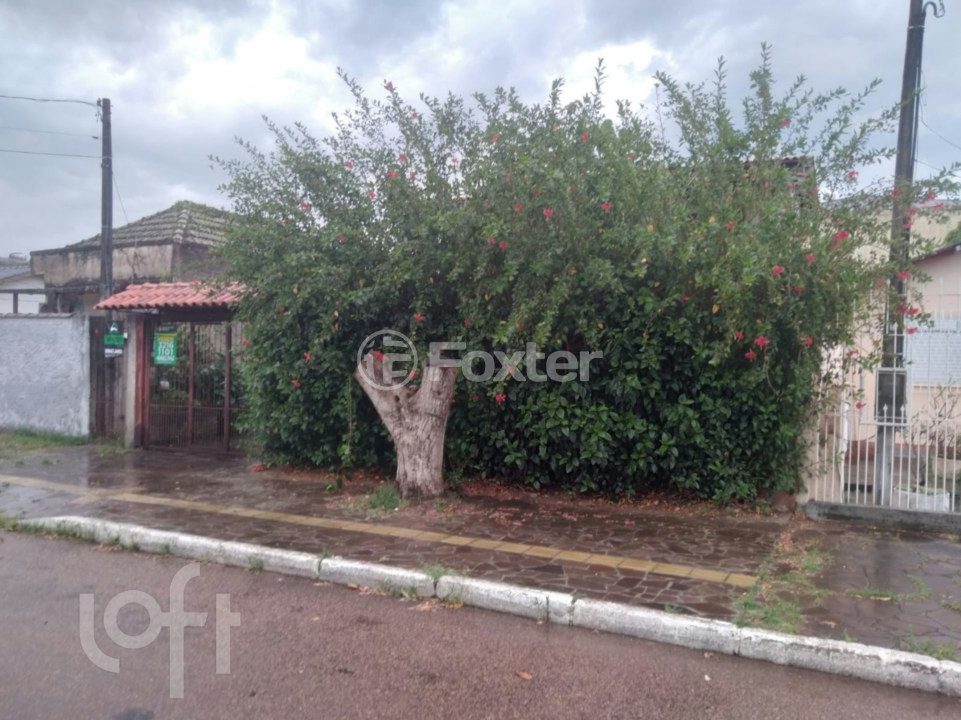 Casa à venda com 1 quarto, 300m² - Foto 2
