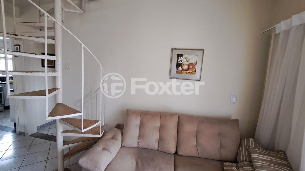 Casa à venda com 6 quartos, 229m² - Foto 4