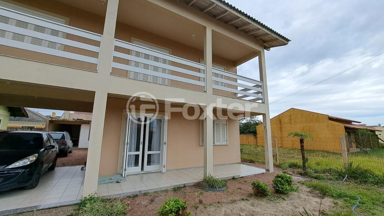 Casa à venda com 6 quartos, 229m² - Foto 1