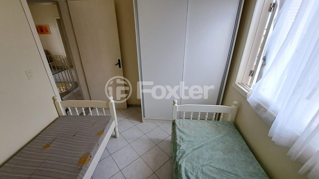 Casa à venda com 6 quartos, 229m² - Foto 11