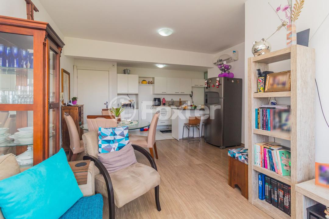 Apartamento à venda com 3 quartos, 75m² - Foto 4