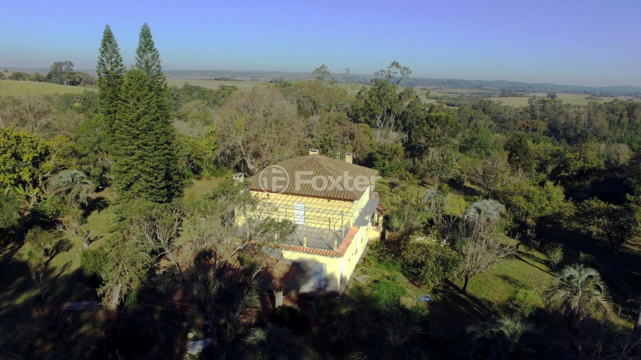 Sítio à venda com 10 quartos, 250000m² - Foto 7