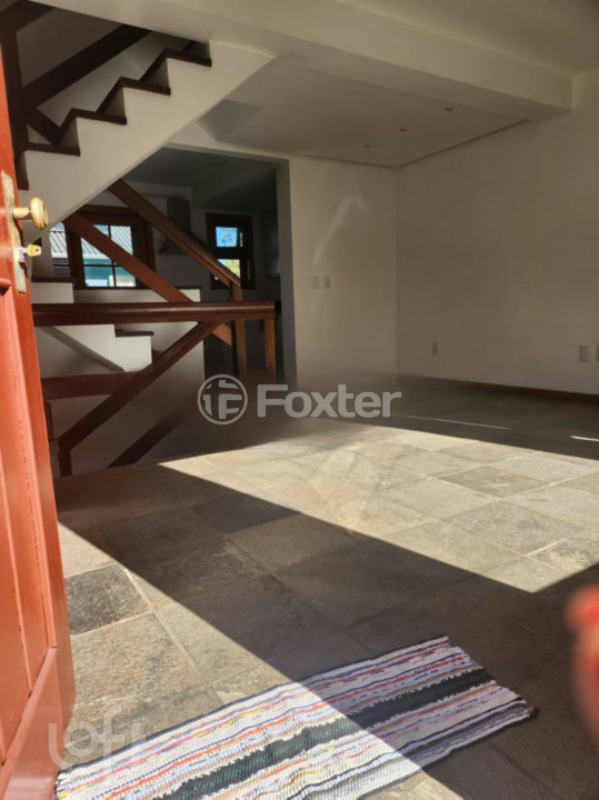 Casa de Condomínio à venda com 3 quartos, 125m² - Foto 2