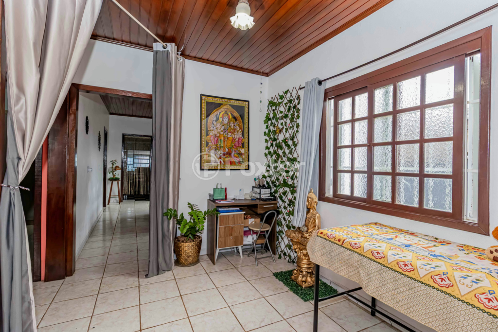 Casa à venda com 3 quartos, 131m² - Foto 8
