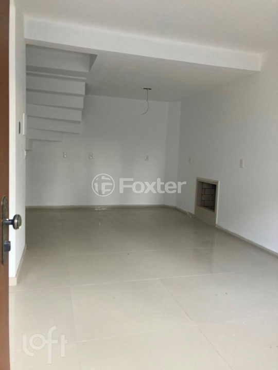 Casa à venda com 2 quartos, 85m² - Foto 2