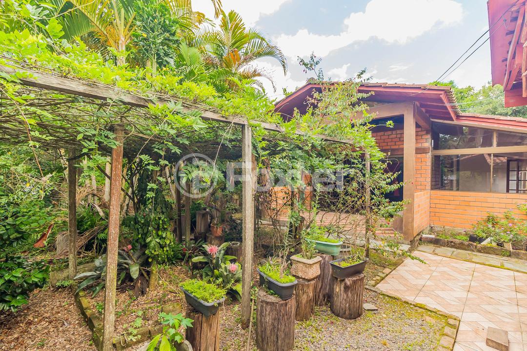 Sítio à venda com 3 quartos, 200m² - Foto 37