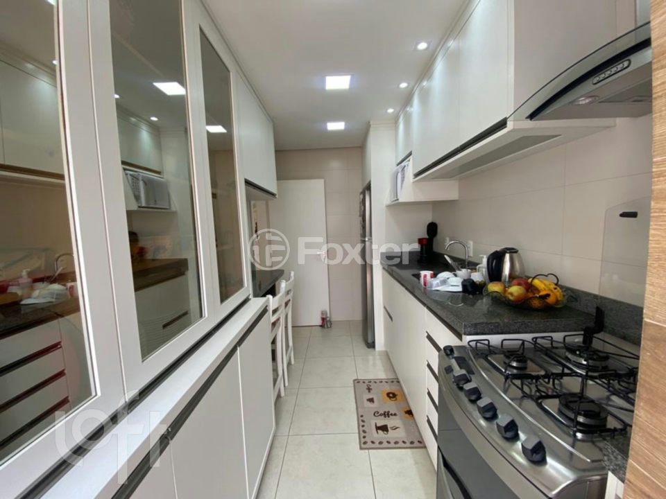 Apartamento à venda com 2 quartos, 73m² - Foto 2