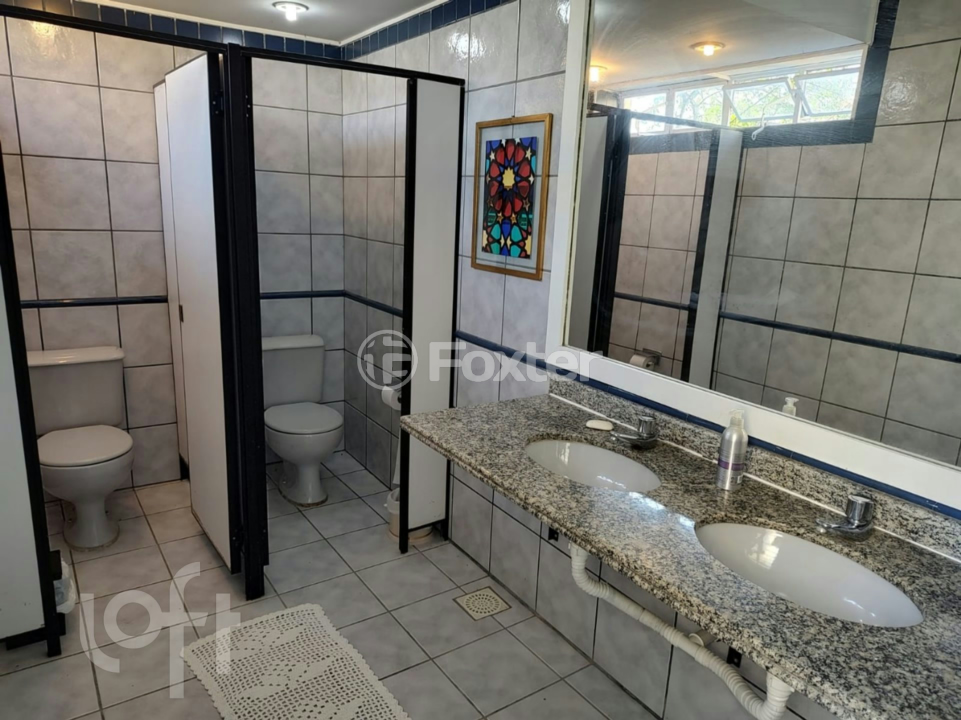 Casa de Condomínio à venda com 3 quartos, 240m² - Foto 32