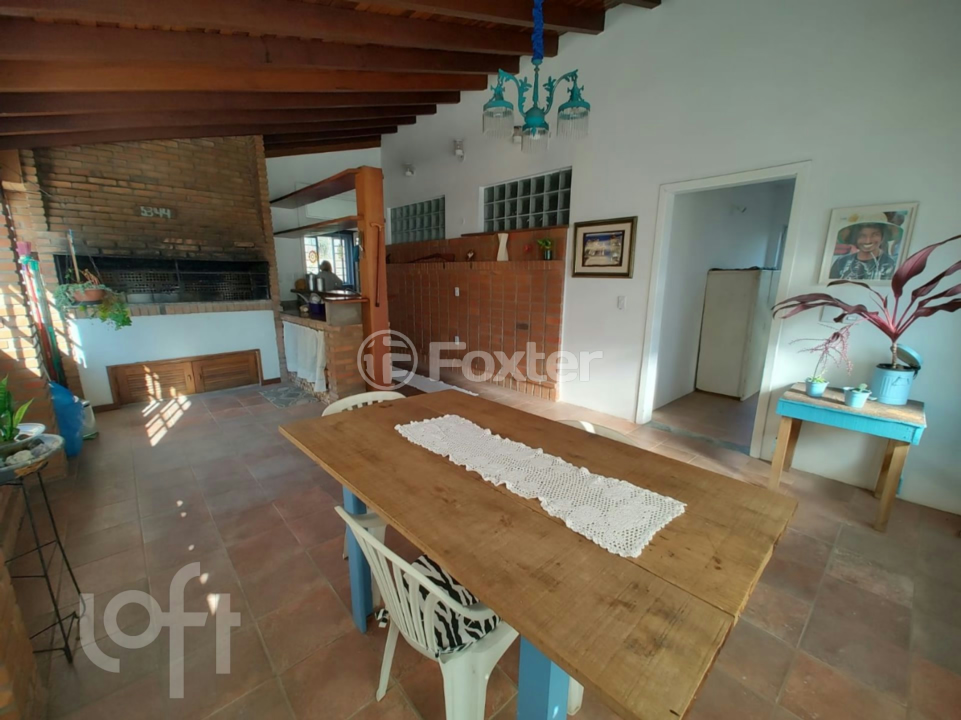 Casa de Condomínio à venda com 3 quartos, 240m² - Foto 30