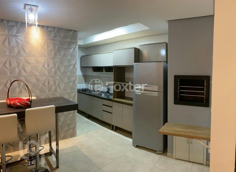 Casa à venda com 3 quartos, 98m² - Foto 5
