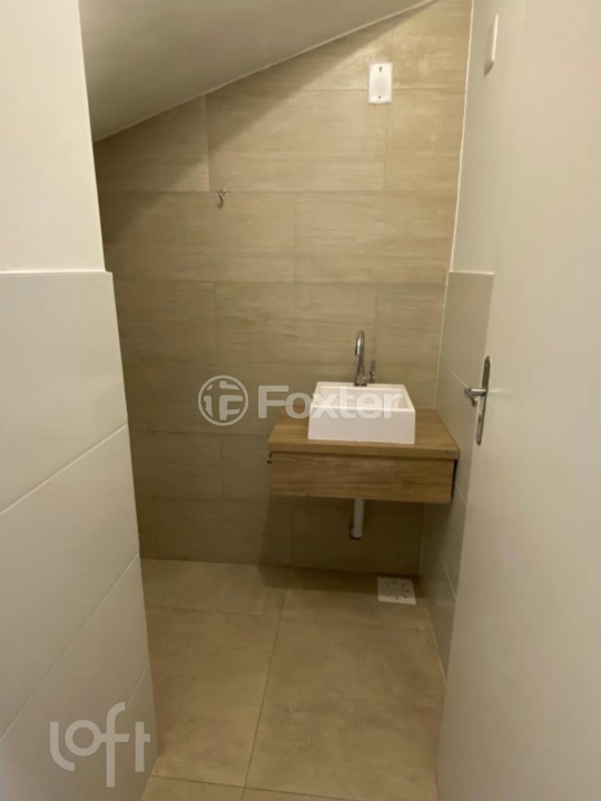 Casa à venda com 3 quartos, 98m² - Foto 11