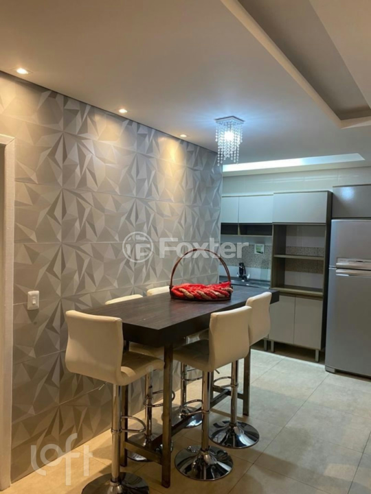 Casa à venda com 3 quartos, 98m² - Foto 4