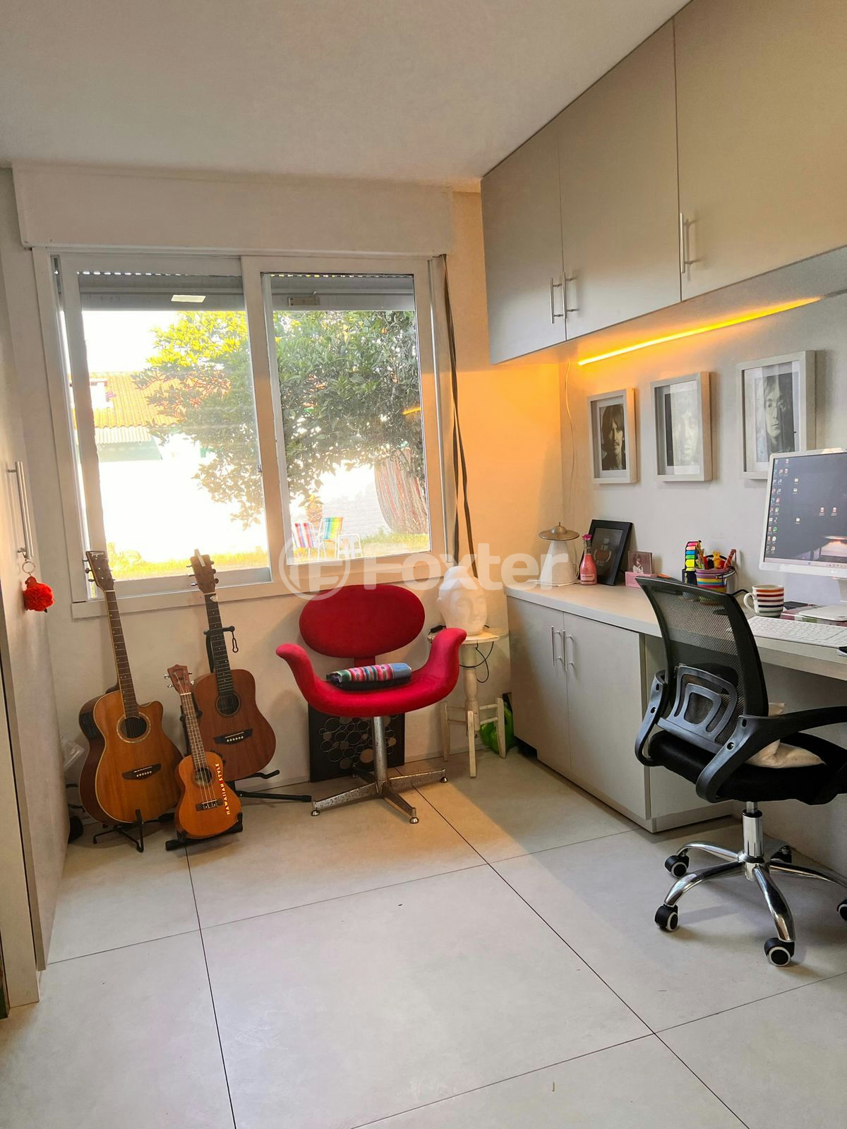 Casa à venda com 2 quartos, 90m² - Foto 9
