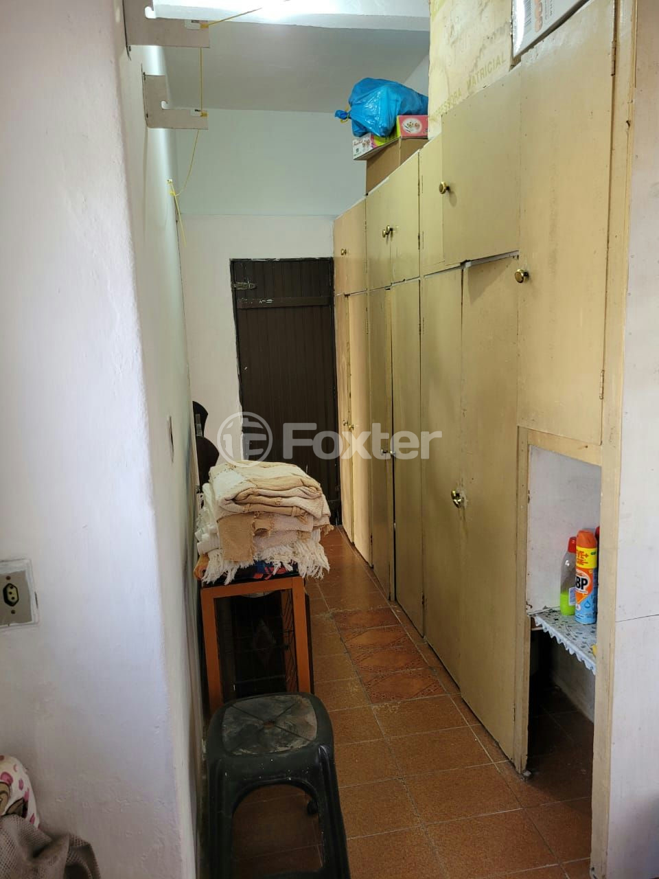 Casa à venda com 6 quartos, 244m² - Foto 2