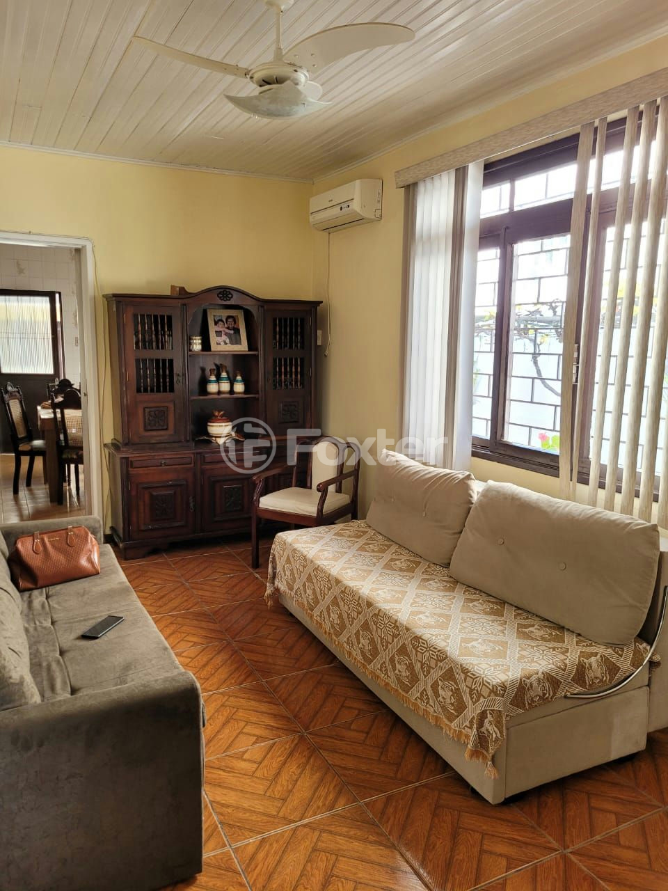 Casa à venda com 6 quartos, 244m² - Foto 11