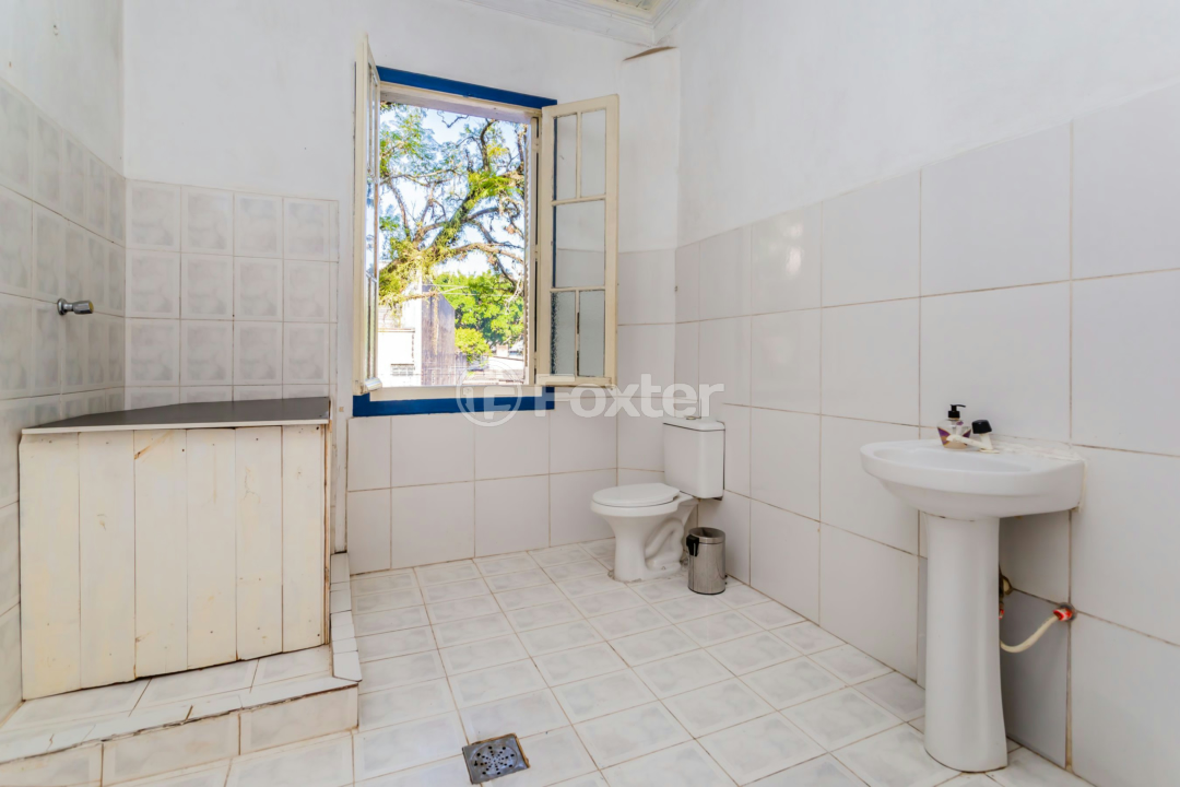 Casa à venda com 4 quartos, 180m² - Foto 12