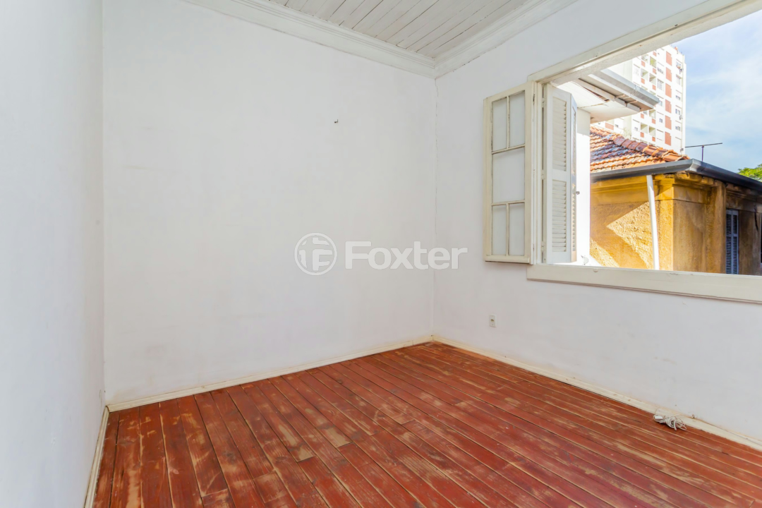 Casa à venda com 4 quartos, 180m² - Foto 14