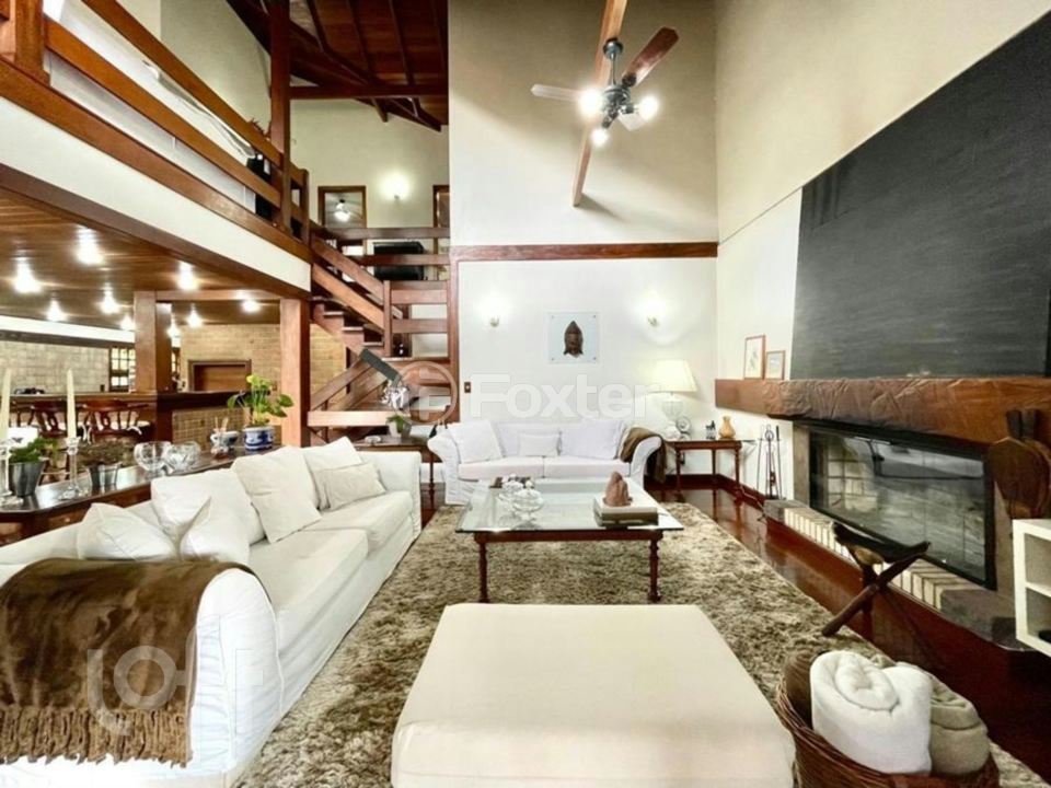 Casa à venda com 4 quartos, 360m² - Foto 4