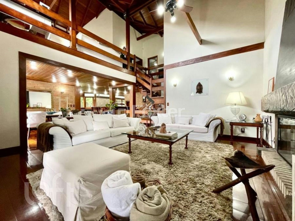Casa à venda com 4 quartos, 360m² - Foto 17