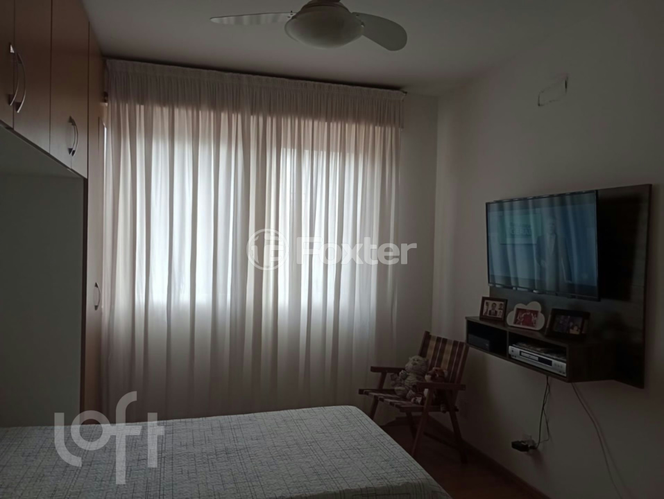 Apartamento à venda com 2 quartos, 70m² - Foto 19