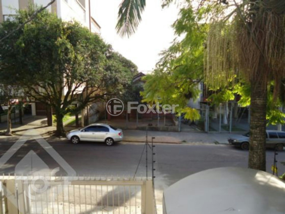 Apartamento à venda com 2 quartos, 70m² - Foto 4