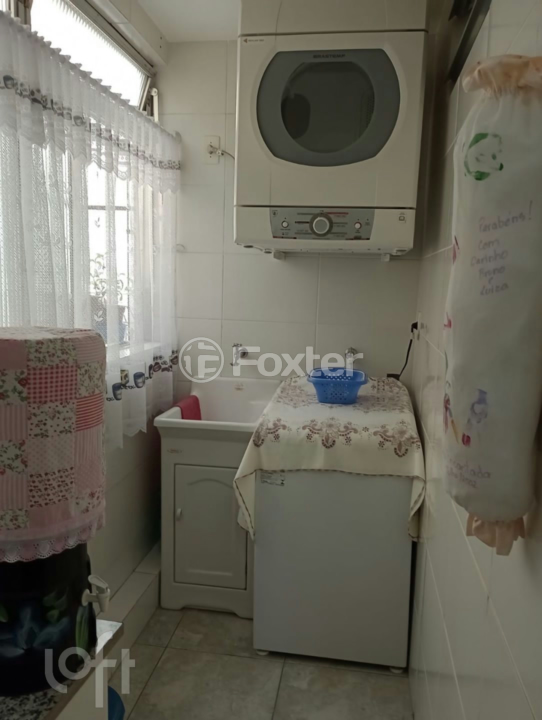 Apartamento à venda com 2 quartos, 70m² - Foto 31