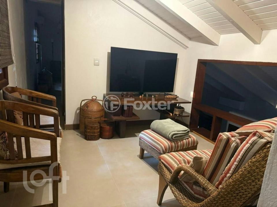 Casa à venda com 2 quartos, 360m² - Foto 60
