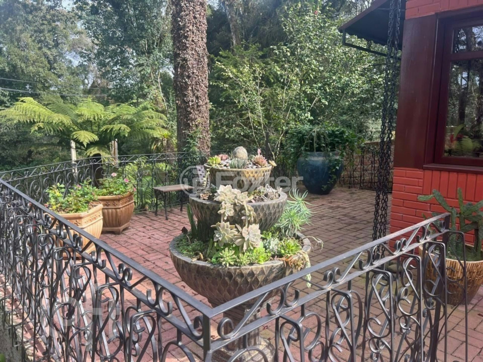 Casa à venda com 2 quartos, 360m² - Foto 11