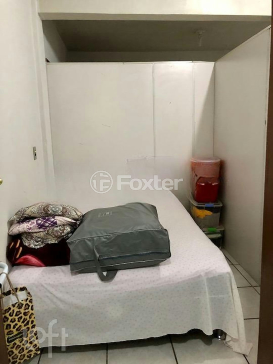 Casa à venda com 3 quartos, 210m² - Foto 11