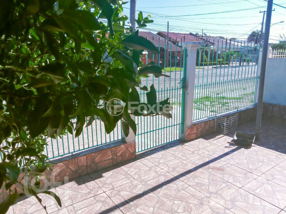 Casa à venda com 3 quartos, 300m² - Foto 3