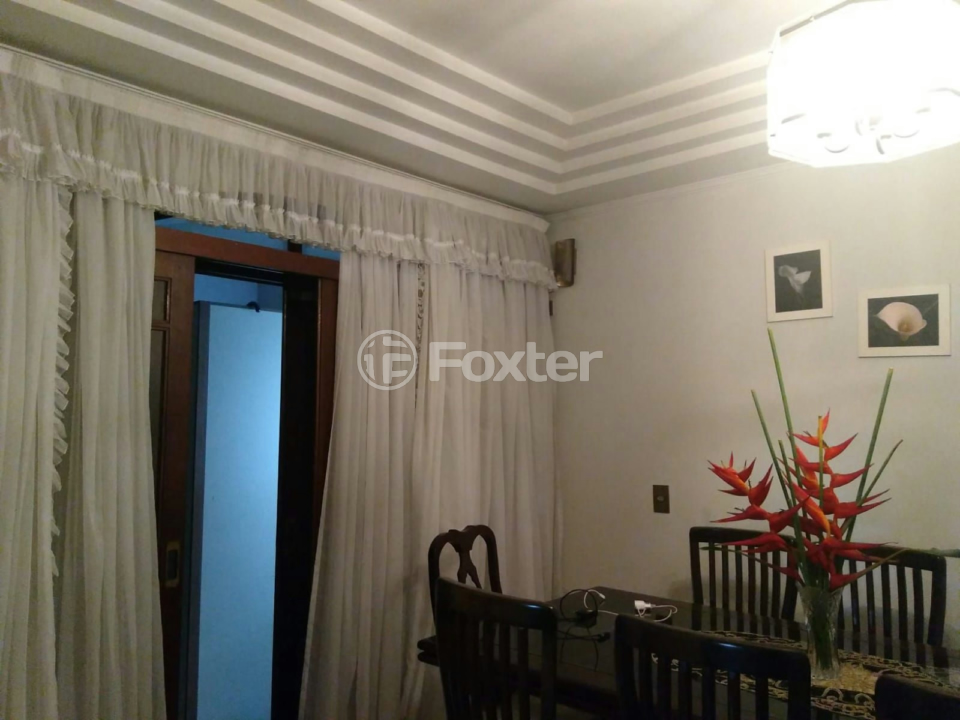 Casa à venda com 3 quartos, 151m² - Foto 3
