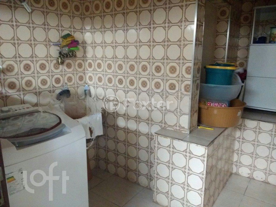 Casa à venda com 4 quartos, 220m² - Foto 6